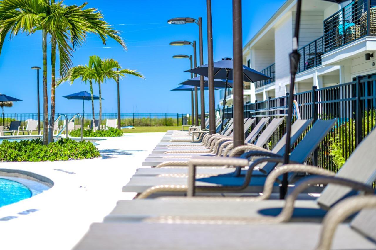 Anna Maria Beach Resort Holmes Beach Bagian luar foto