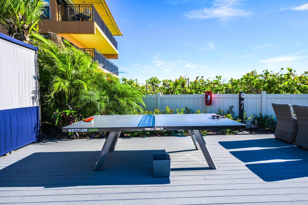 Anna Maria Beach Resort Holmes Beach Bagian luar foto