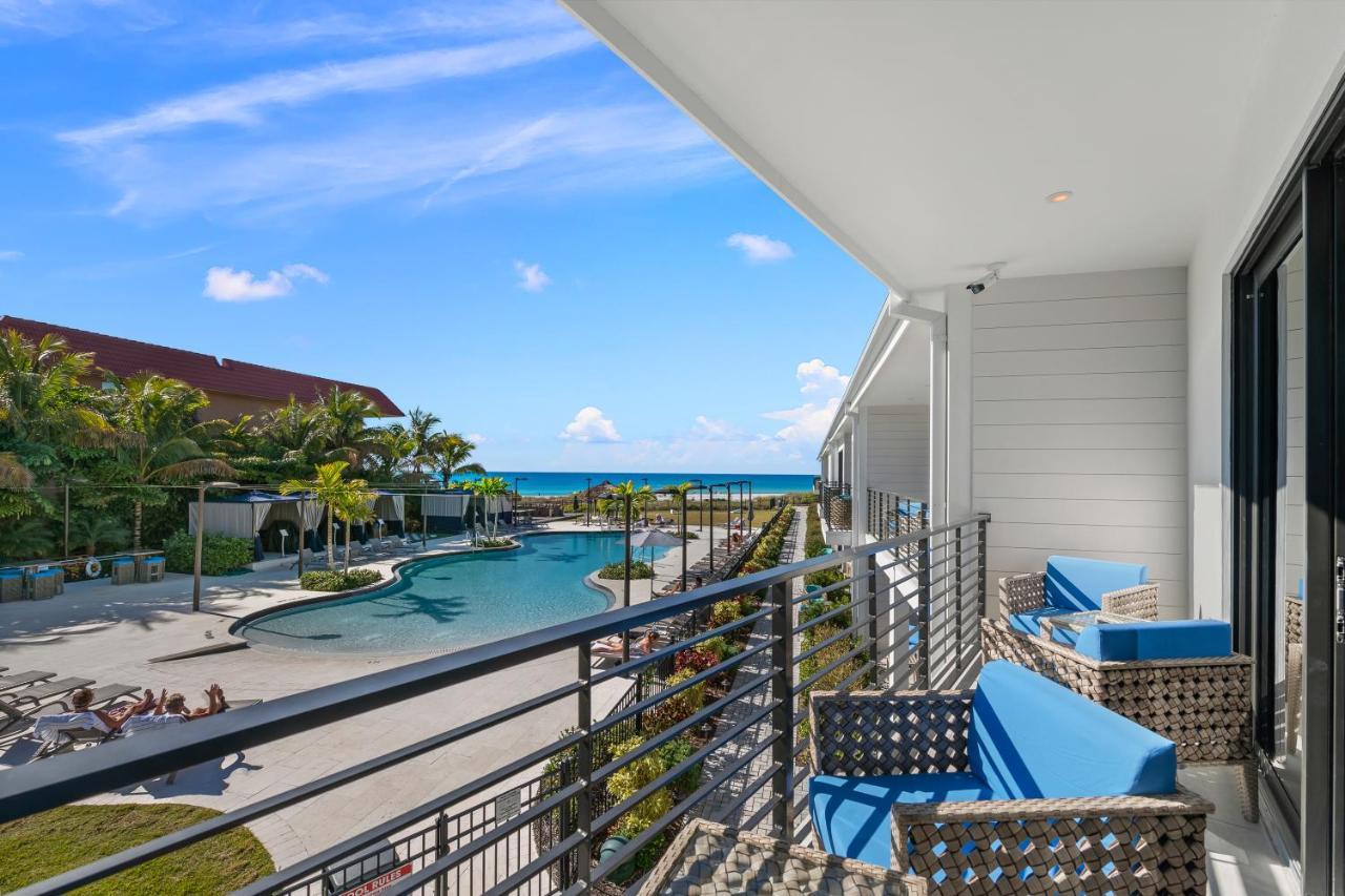 Anna Maria Beach Resort Holmes Beach Bagian luar foto