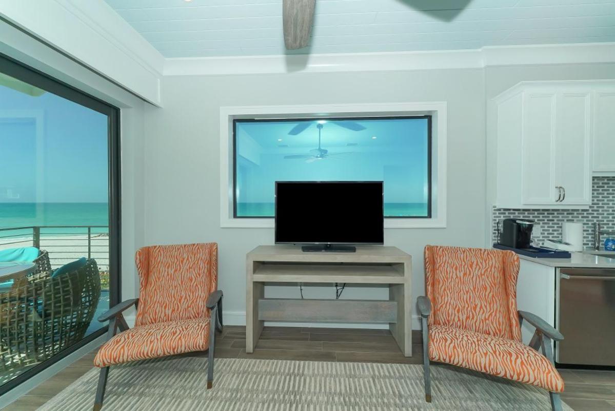 Anna Maria Beach Resort Holmes Beach Bagian luar foto